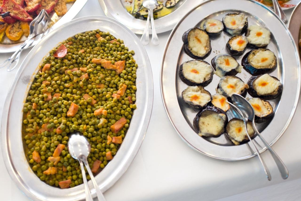 Hotel Majestic بيلاريا-إيجيا مارينا المظهر الخارجي الصورة