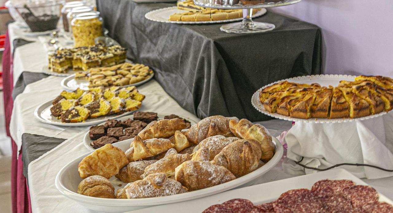 Hotel Majestic بيلاريا-إيجيا مارينا المظهر الخارجي الصورة