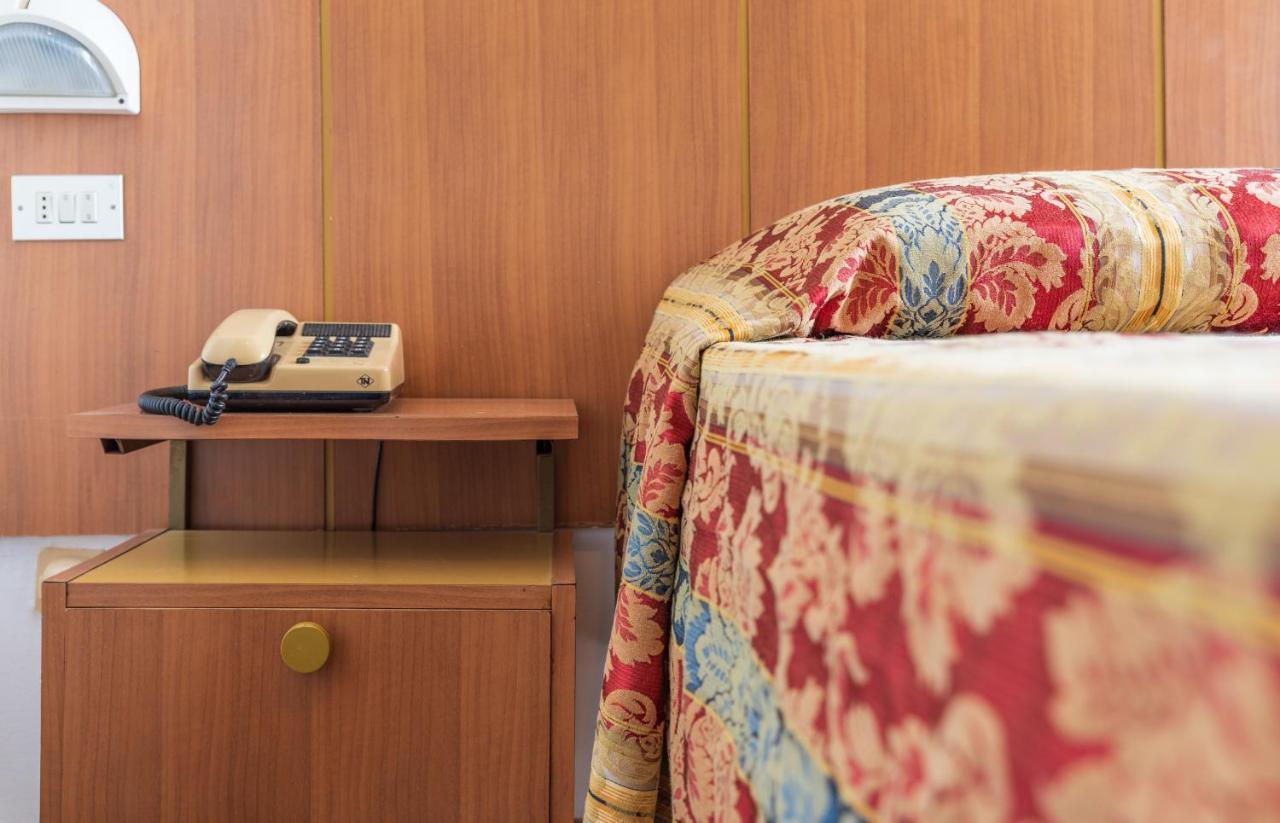 Hotel Majestic بيلاريا-إيجيا مارينا المظهر الخارجي الصورة